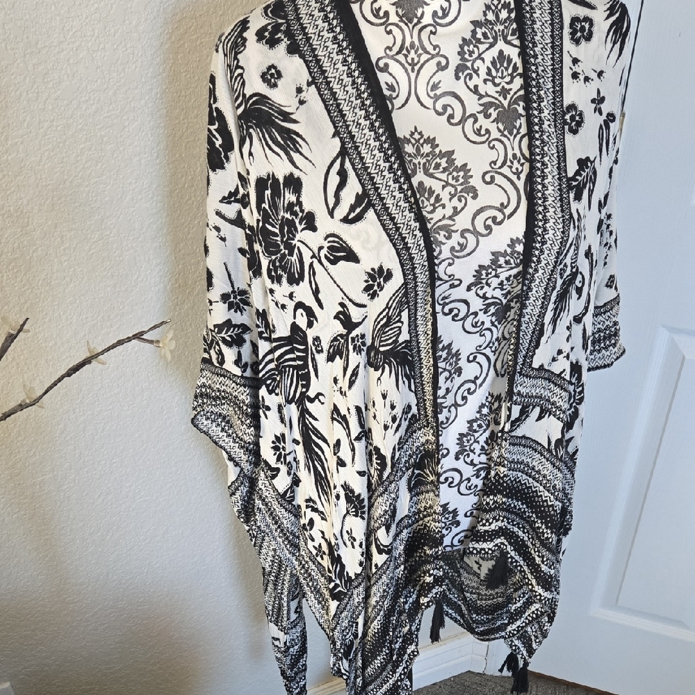 Black & White Floral Kimono Cover-Up
